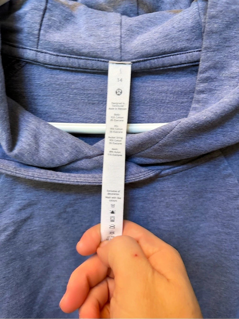 Lululemon lightweight Hoody - Picture 3 of 4
